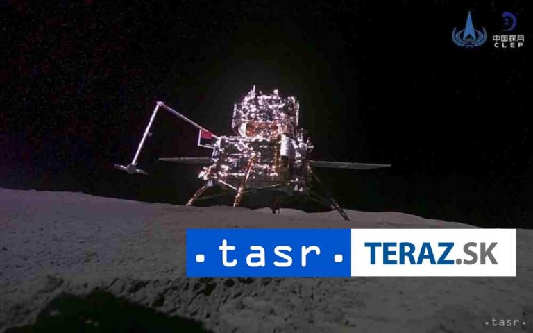 Čínska sonda našla na Mesiaci vodu