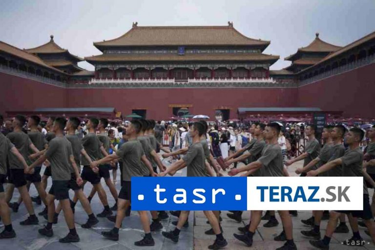 Čína si dala za cieľ rozvoj priemyslu aj zlepšenie podnikania