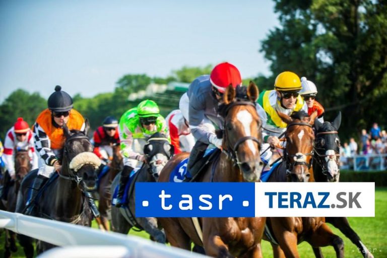 Víťazkou Slovenského Oaks domáca Harmica s džokejkou Havelkovou