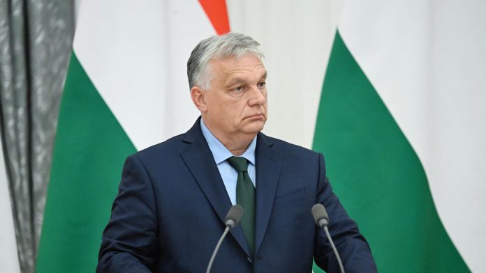 Orban-navrhuje-aby-EU-znovu-otvorila-priame-komunikacne-linky-s.jpg
