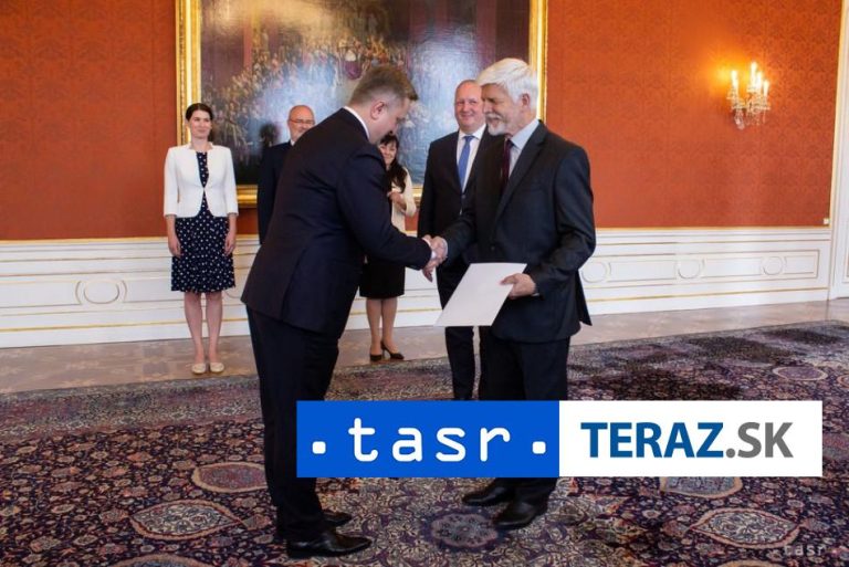 Ukrajina má po dvoch rokoch veľvyslanca v Česku, je ním Vasyl Zvaryč