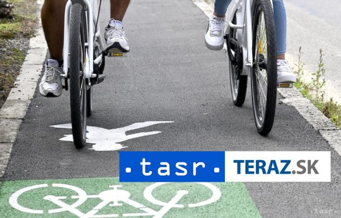 Uradnici-Zilinskeho-kraja-mozu-ist-na-sluzobne-cesty-elektrobicyklami.jpg