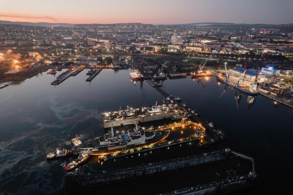 Ruská štátna korporácia Rosatom financovala obnovu ľadoborca, rádioaktívne čistenie a umiestnenie na námornej stanici Murmansk. Ruská štátna korporácia Rosatom financovala obnovu ľadoborca, rádioaktívne čistenie a umiestnenie na námornej stanici Murmansk. - Sputnik International
