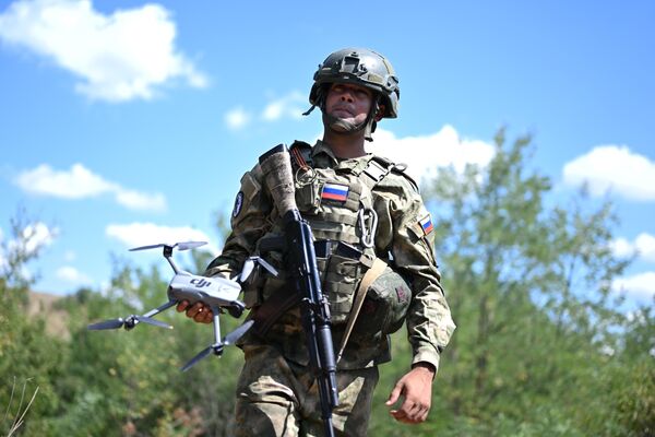 Will vykonáva bojové úlohy ako operátor bezpilotných lietadiel (UAV). Will vykonáva bojové úlohy ako operátor bezpilotných lietadiel (UAV). - Sputnik International