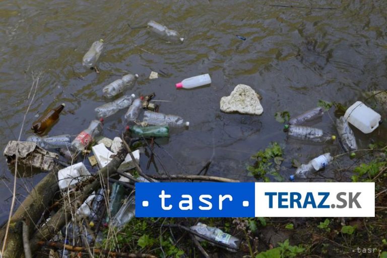 Amerika zmenila postoj k zníženiu množstva vyrobených plastov