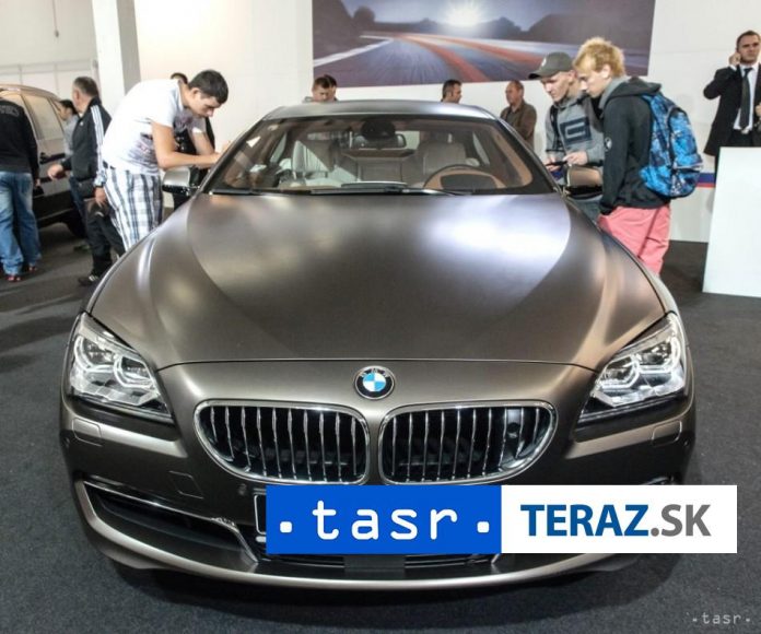 BMW-sa-v-juli-stalo-jednotkou-na-trhu-bateriovych-vozidiel.jpg