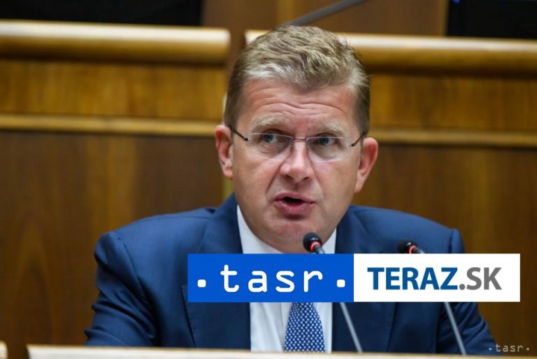 S Naftogazom budeme hľadať riešenia dodávok plynu cez Ukrajinu