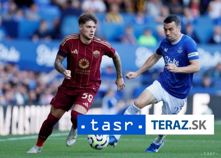 Everton má pred duelom s Tottenhamom k dispozícii iba 14 hráčov