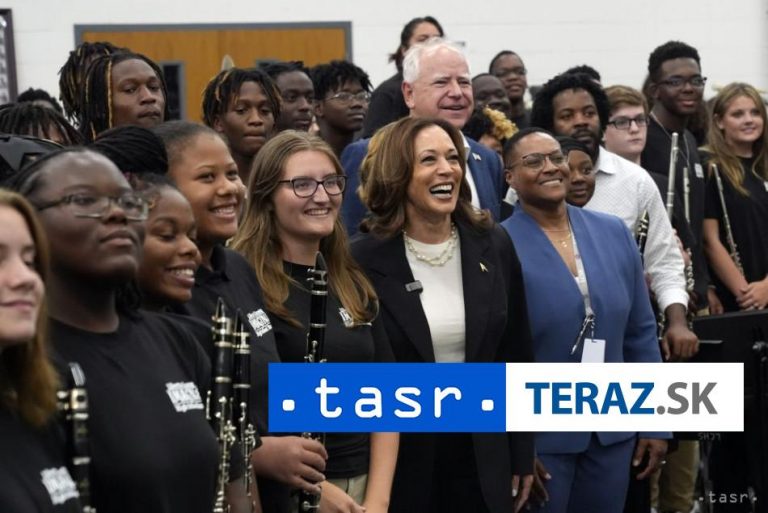 Harrisová začala turné po štáte Georgia, ktorý môže rozhodnúť voľby