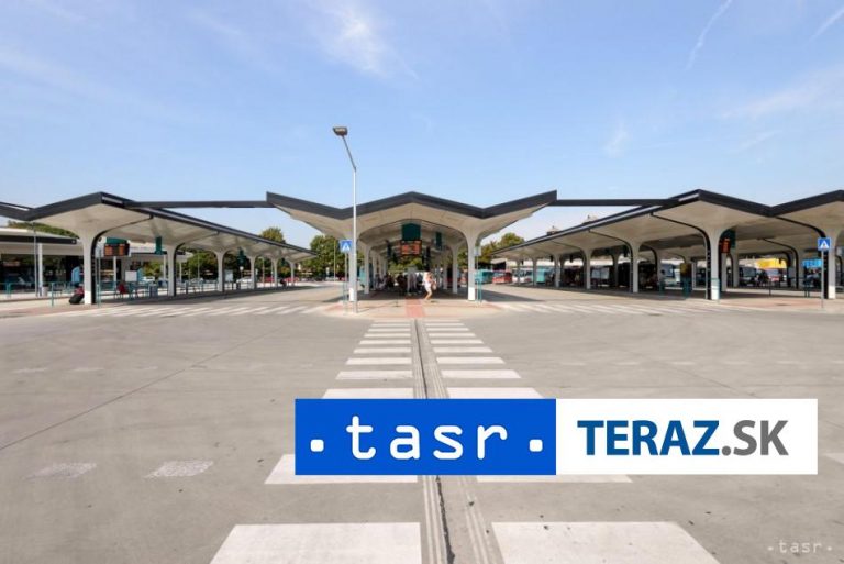 Autobusovú stanicu v Trenčíne otvoria koncom decembra