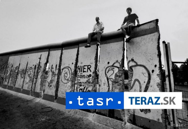 Paneurópsky piknik odstránil pred 35 rokmi 1. tehlu z Berlínskeho múru
