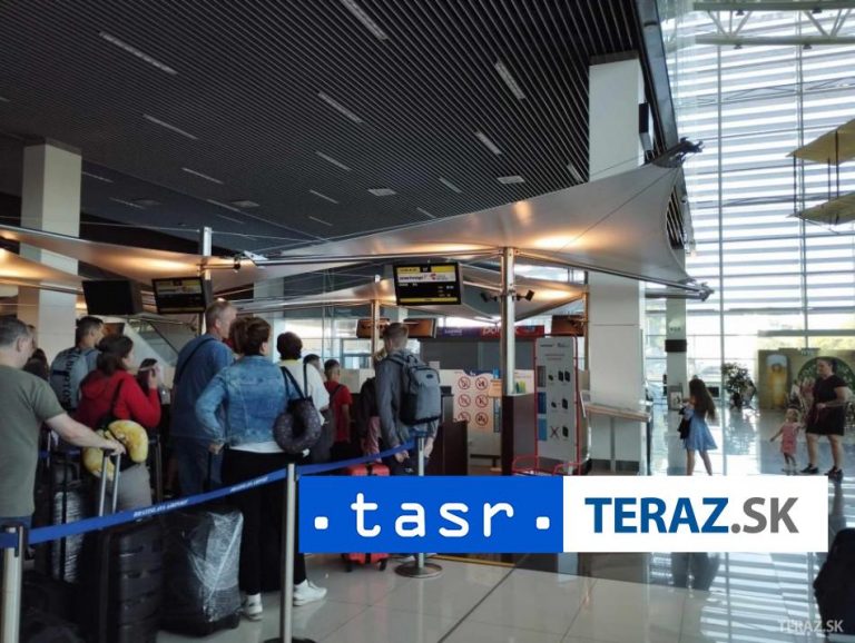 Po spozorovaní dronu prerušili lety na letisku v Španielsku