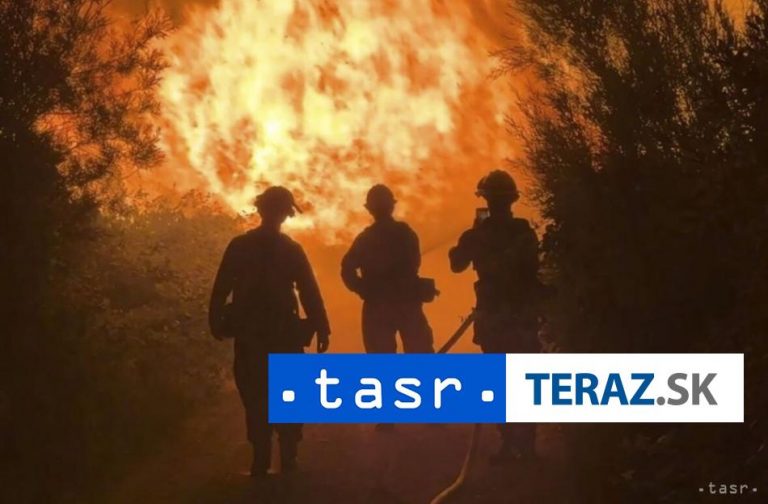 Na juhu Francúzska sa šíri lesný požiar, ľudí vyzvali na evakuáciu