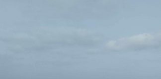 Tri osoby zahynuli na ostrove Tenerife, ktorý sužuje rozbúrené more