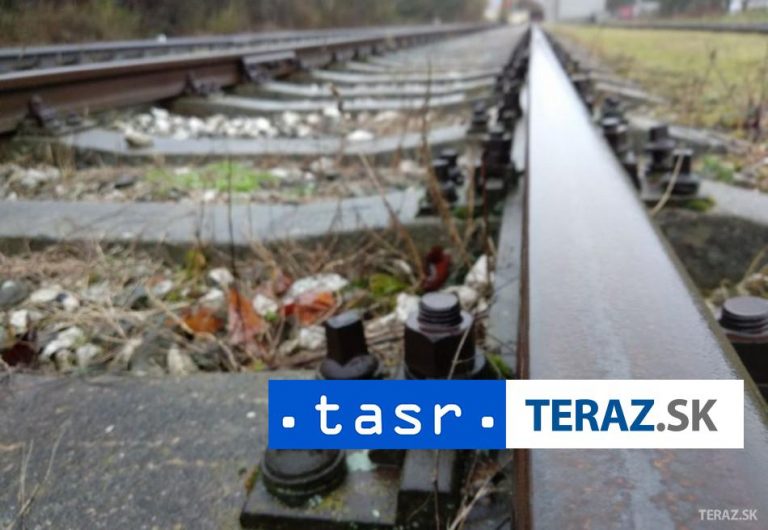 Rýchlik s historickým rušňom Cecaňa opäť spojí Bratislavu a Hoštice