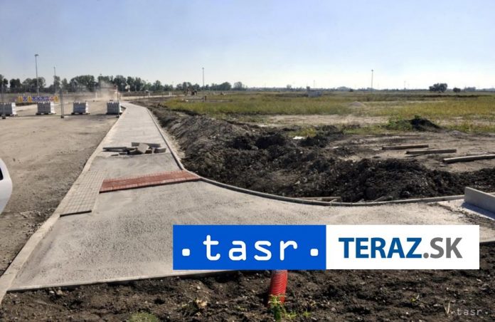 Zilinsky-kraj-dal-zmodernizovat-useky-ciest-na-Povazi-za-1170000.jpg