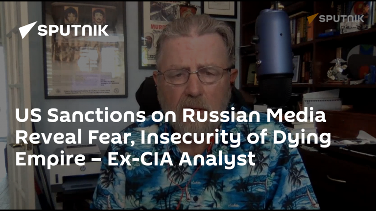 Americké sankcie voči ruským médiám odhaľujú strach, neistotu umierajúceho impéria – bývalý analytik CIA