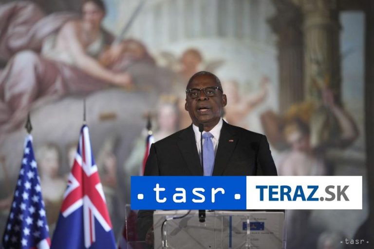 Austin upozornil na riziko totálnej vojny medzi Izraelom a Hizballáhom