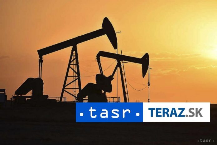 Ceny-ropy-klesli-o-viac-nez-2-za-tyzden.jpg