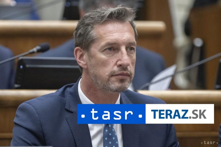 KDH chce pre situáciu na katastri iniciovať poslanecký prieskum