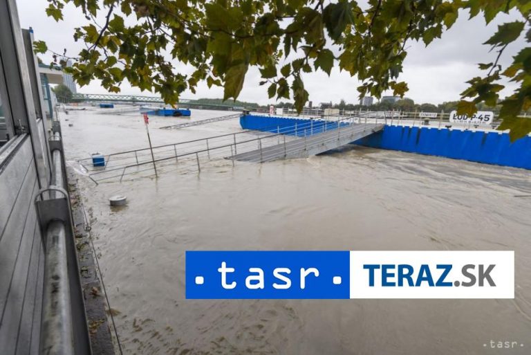 NAŽIVO: Brífing po mimoriadnom zasadnutí Vlády SR