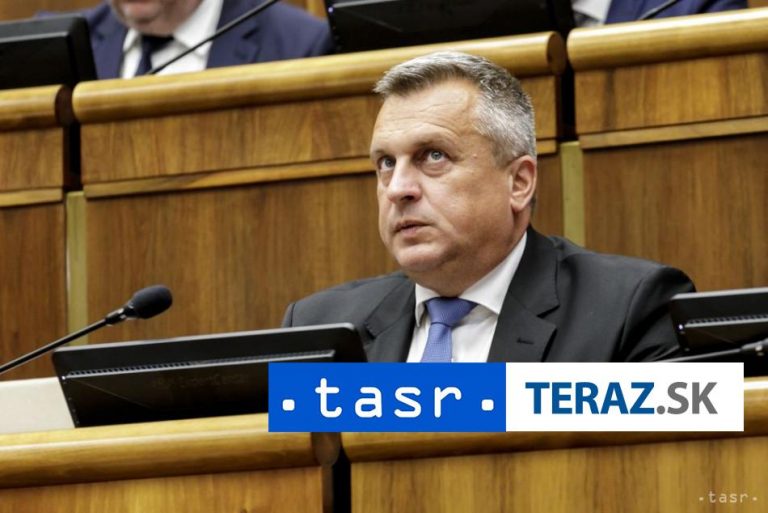 A. Danko je presvedčený, že najbližšiu parlamentnú schôdzu zvládnu