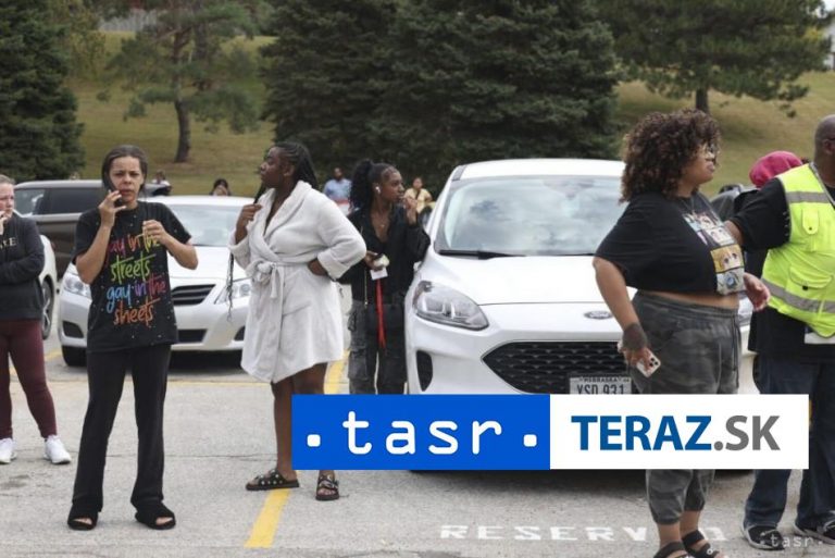 STREĽBA V ŠKOLE V USA: Tínedžer utrpel vážne zranenia