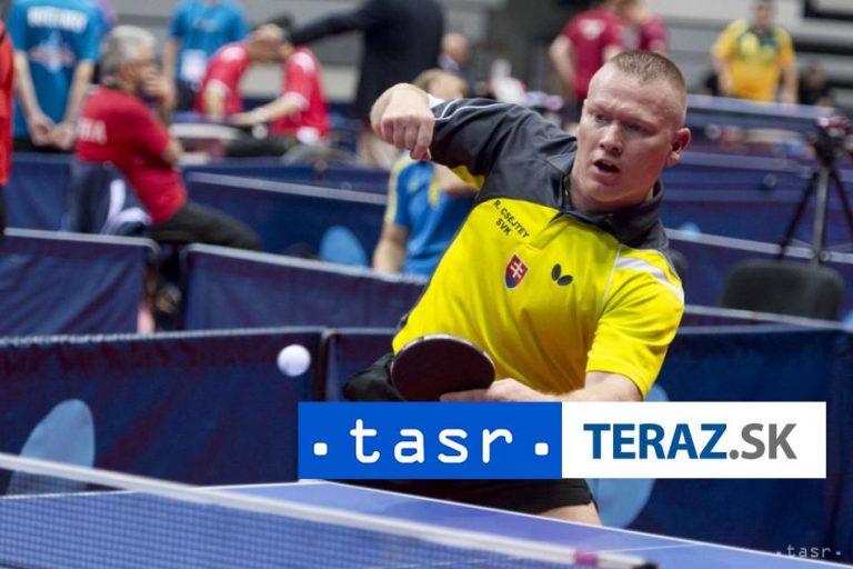 Slovenský Csejtey postúpil do osemfinále dvojhry v stolnom tenise