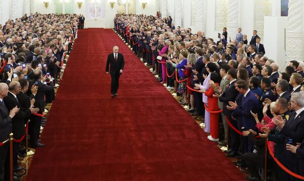 Novozvolený ruský prezident Vladimir Putin pred inauguračným ceremoniálom v Kremli v roku 2024. - Sputnik International