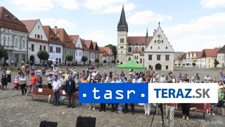 Bardejov uzatvára sezónu fontán a oceňuje lovcov bardejovských perál