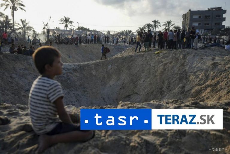 V utečeneckom tábore Džabalíja v Pásme Gazy uviazli tisíce ľudí