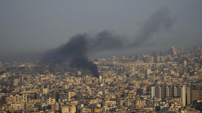 Obytná budova v libanonskom Sarafande zničená Izraelom, zabitých 16 ľudí – starosta