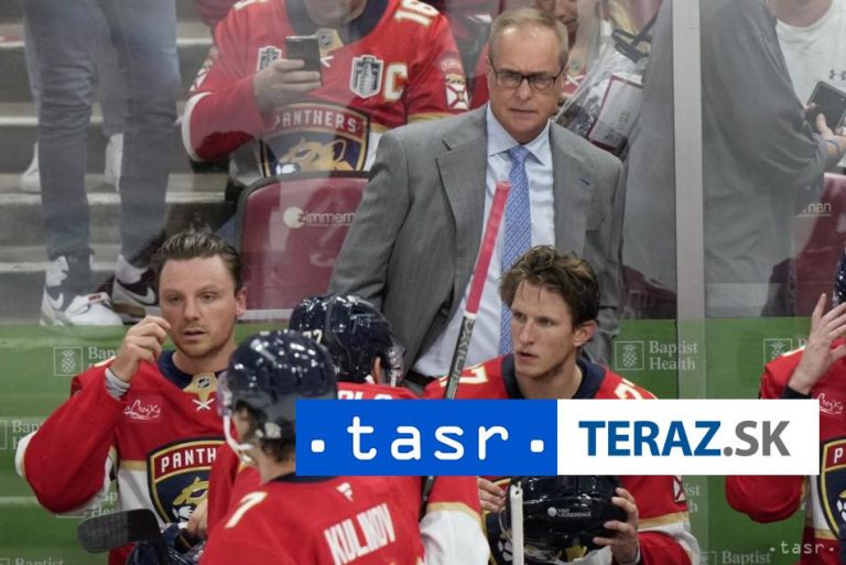 Maurice bude aj naďalej pôsobiť na striedačke Floridy Panthers