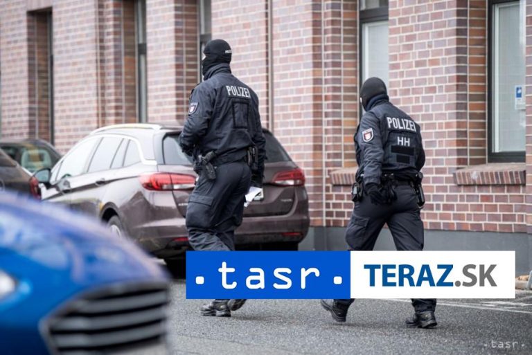 Nehoda policajného auta v Halle si vyžiadala šesť zranených