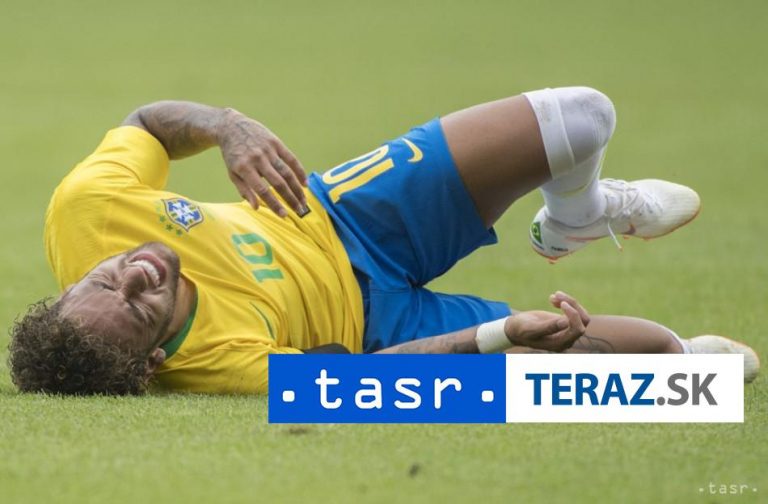 Neymar skóroval za Santos priamo z rohového kopu