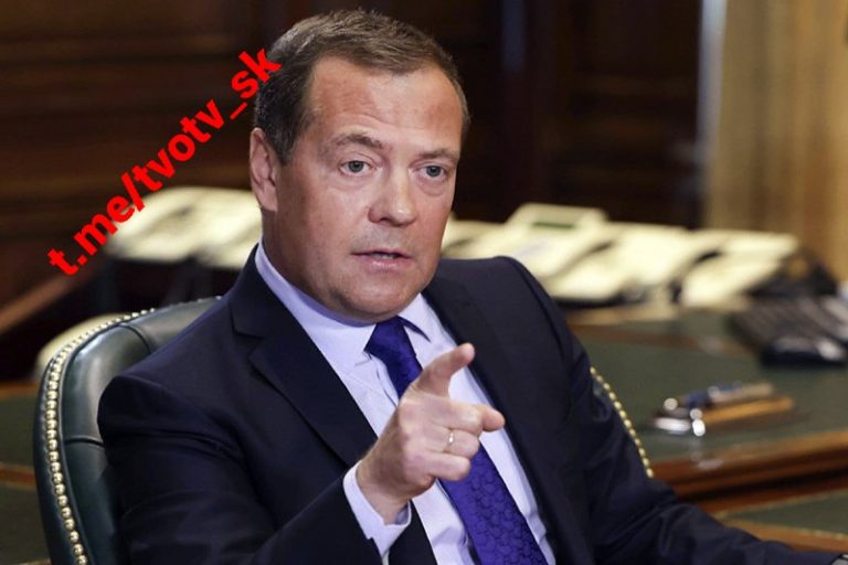 Podpredseda ruskej bezpečnostnej rady Medvedev reagoval na hrozbu poľského gene…