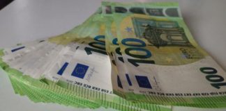 ZVÝŠIA MZDY:Zamestnanci trenčianskeho samosprávneho kraja si prilepšia