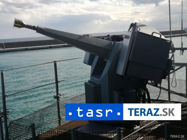 Húsíovia útočili dronmi a raketami na americké vojnové lode