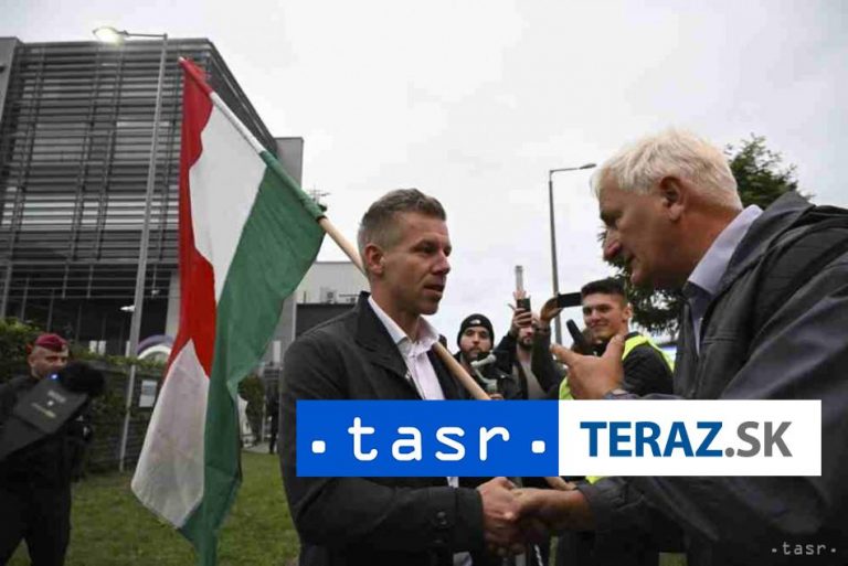 Poslanec EP za Fidesz informoval o žiadosti zbaviť Magyara imunity