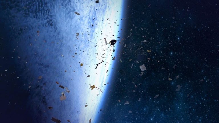 Trosky z Intelsat-33e Boeingu môžu ohroziť satelity na geostacionárnej obežnej dráhe – Roskosmos