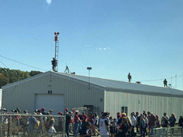 Trump prišiel na zhromaždenie do Butleru, kde bol v júli spáchaný atentát.Zhrom…