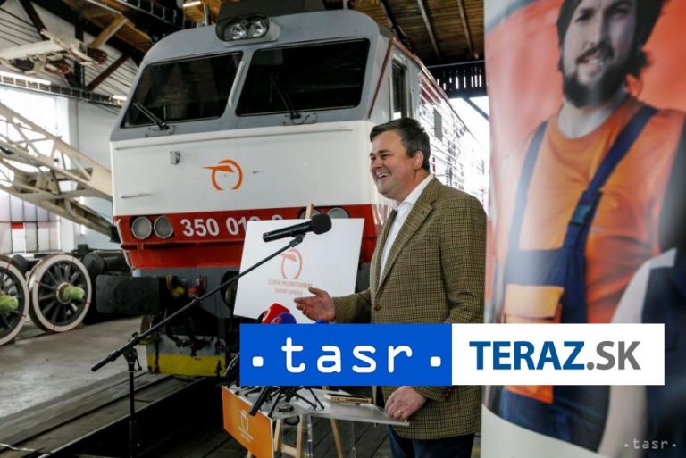 ZSSK sa symbolicky rozlúčila s vyše 50-ročnými rušňami Gorila