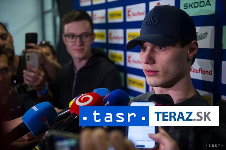 Slafkovský chce podávať konzistentnejšie výkony: Musím ďalej makať