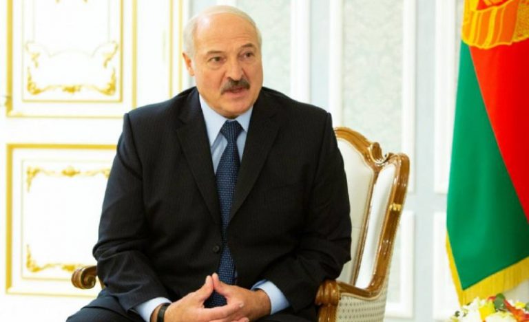 Bieloruský prezident Alexandr Lukašenko omilostil 32 politických väzňov, oznámil…