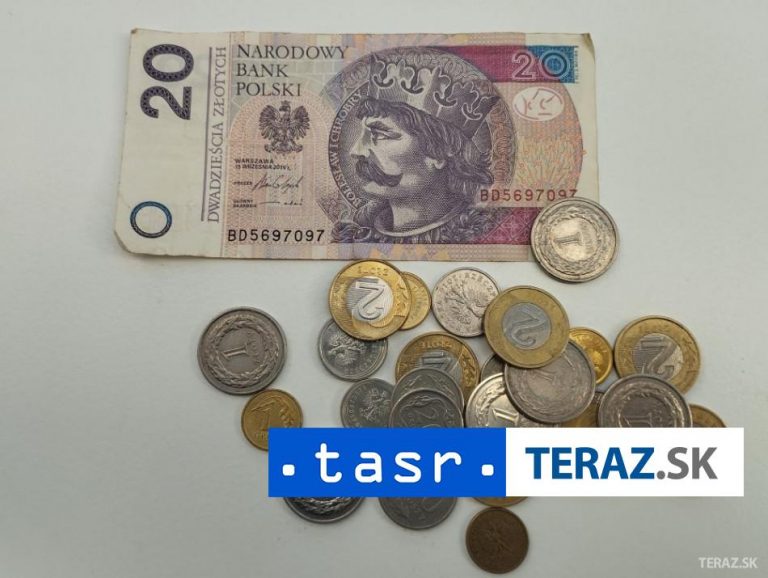 Takmer 44 % Poliakov uviedlo, že ich finančná situácia sa zhoršila
