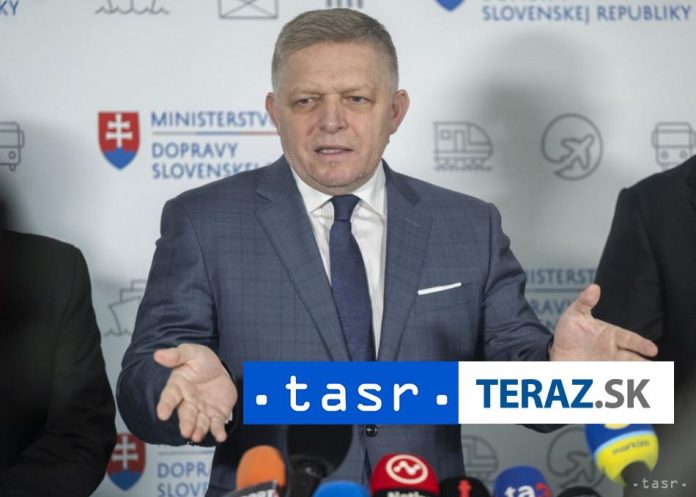 Fico-telefonoval-s-Donaldom-Trumpom-hovorili-aj-o-vojne-na.jpg