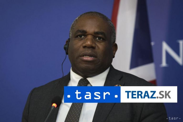 Lammy:Británia by v prípade návštevy Netanjahua dodržala svoje záväzky