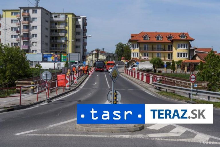 Linky, ktoré premávali cez most na Hradskej v Bratislave, presmerujú