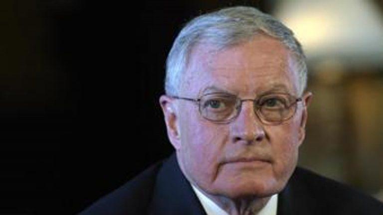 Trump si vybral Kellogga, aby slúžil ako osobitný vyslanec pre Ukrajinu a Rusko