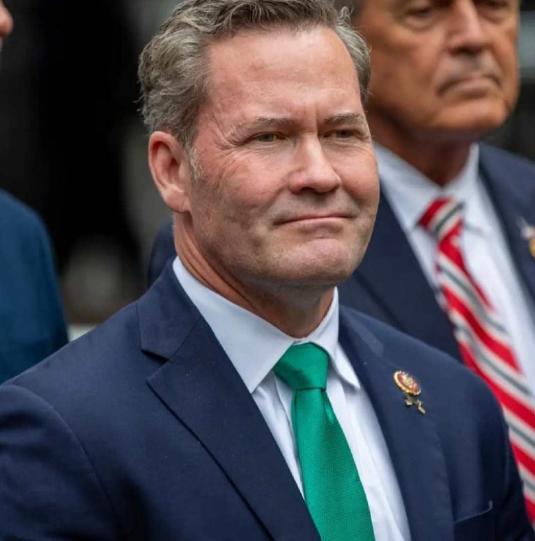 Trump verbuje protipomocný tím UkrajinyPo zvolení Michaela Waltza, kritika NATO …